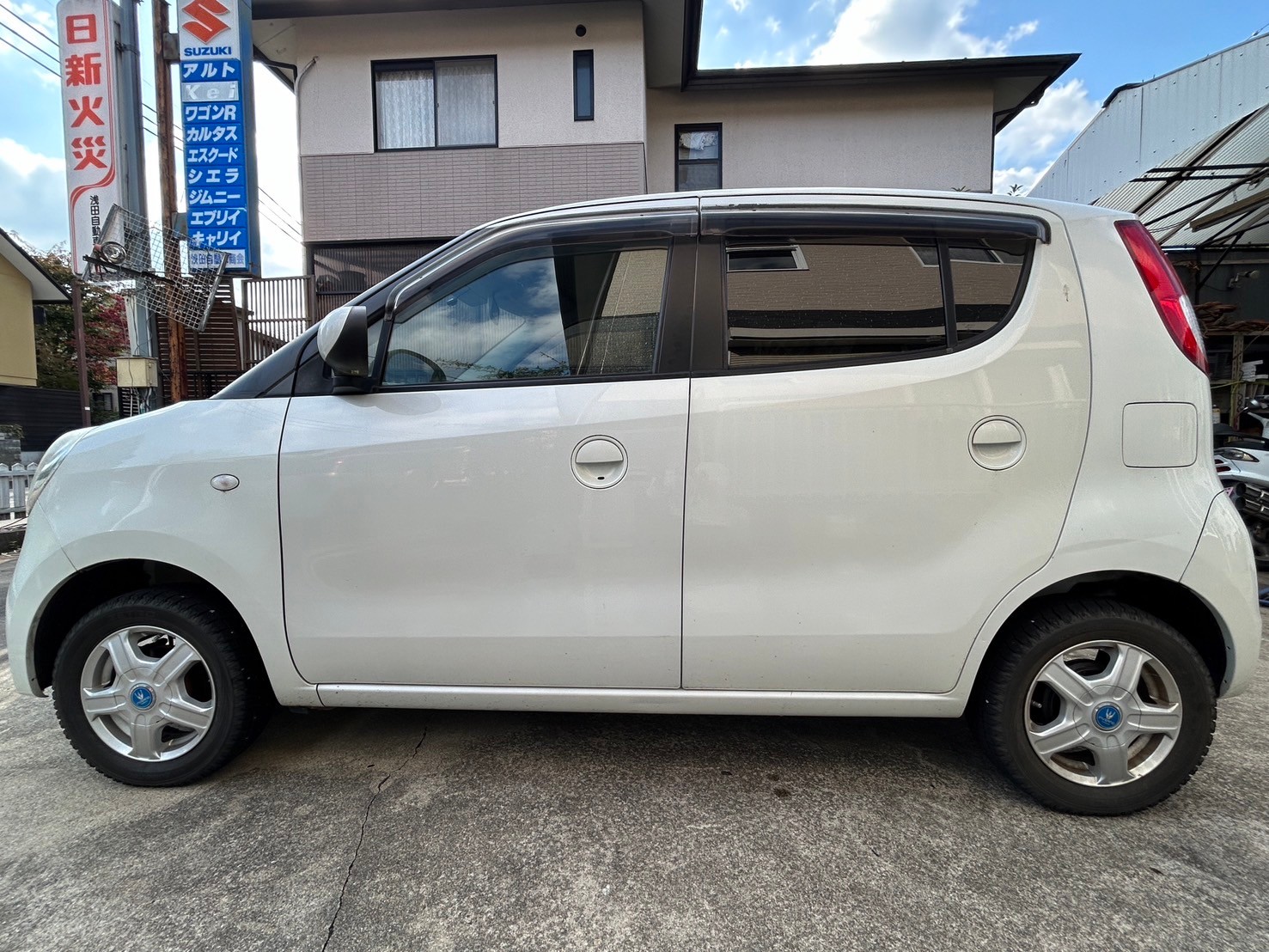 日産／モコ｜京都府・亀岡市で激安中古車や軽自動車をお探しなら、浅田自動車商会へ！お買い得な中古車を厳選しております。車検や定期メンテナンスもお任せください。