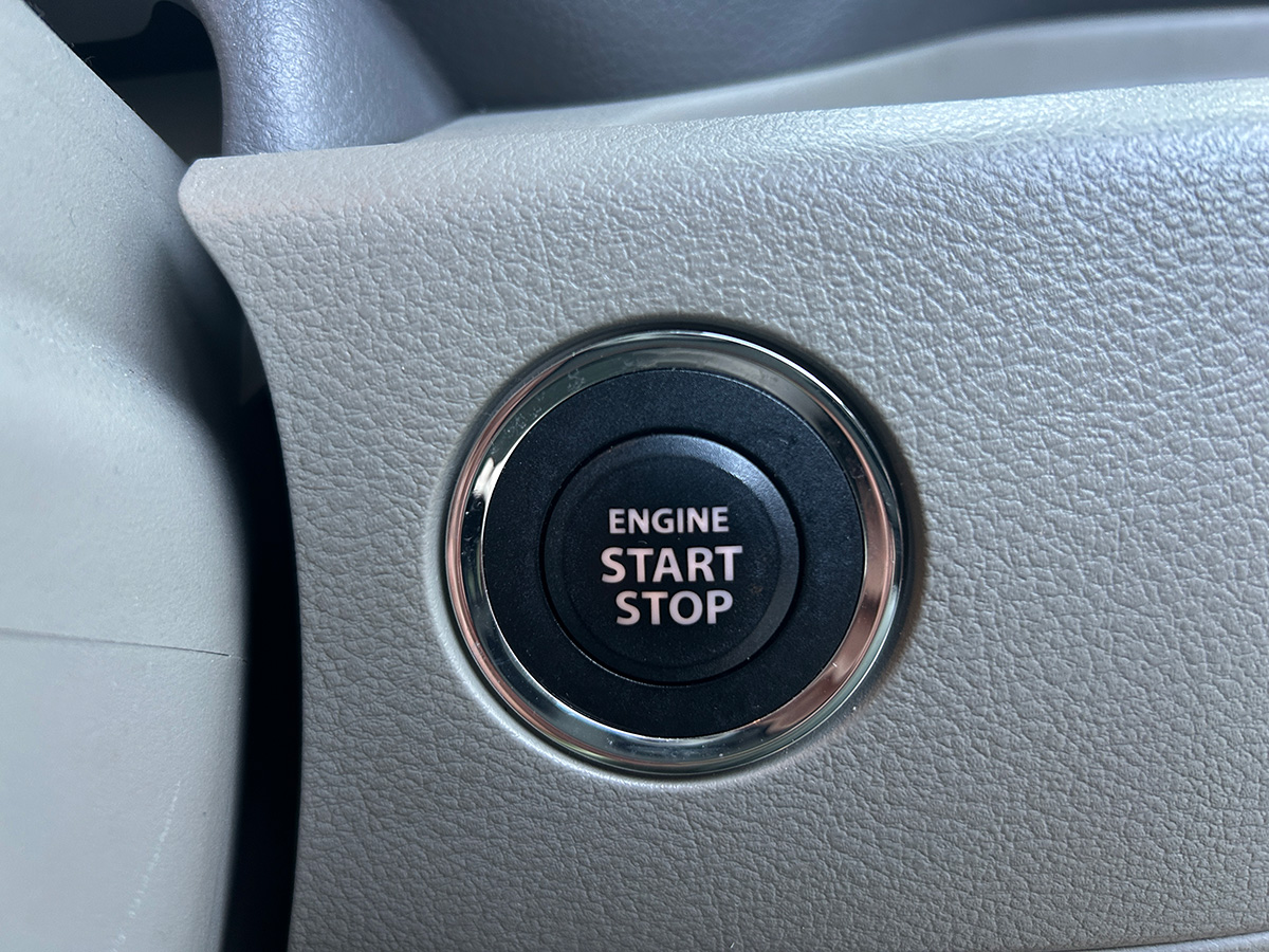 スズキ／スペーシア｜京都府・亀岡市で激安中古車や軽自動車をお探しなら、浅田自動車商会へ！お買い得な中古車を厳選しております。車検や定期メンテナンスもお任せください。