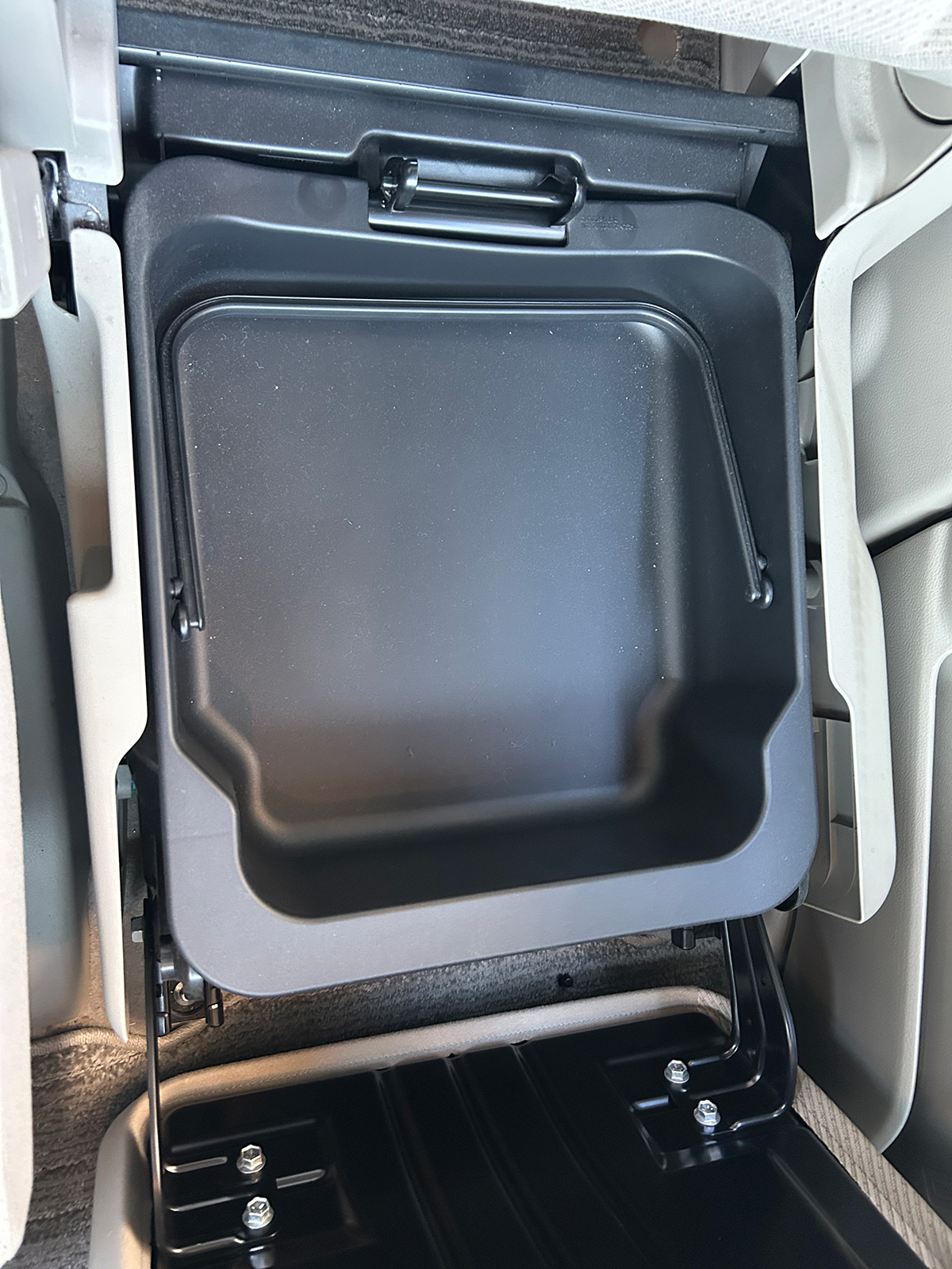 スズキ／スペーシア｜京都府・亀岡市で激安中古車や軽自動車をお探しなら、浅田自動車商会へ！お買い得な中古車を厳選しております。車検や定期メンテナンスもお任せください。