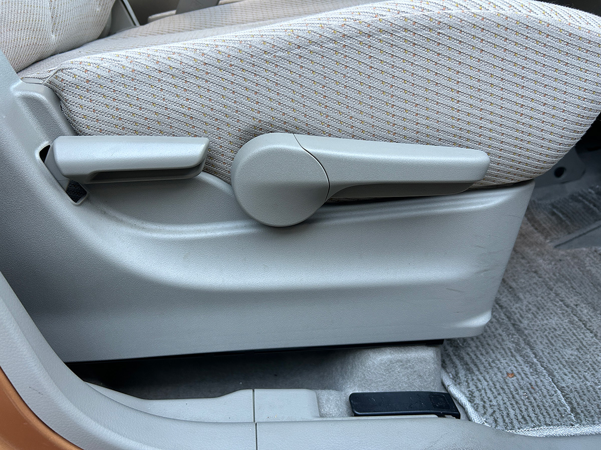 スズキ／スペーシア｜京都府・亀岡市で激安中古車や軽自動車をお探しなら、浅田自動車商会へ！お買い得な中古車を厳選しております。車検や定期メンテナンスもお任せください。