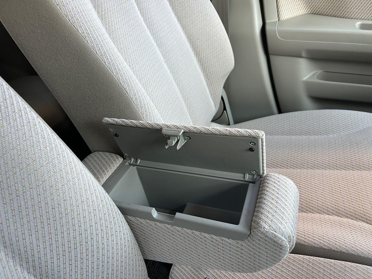 スズキ／スペーシア｜京都府・亀岡市で激安中古車や軽自動車をお探しなら、浅田自動車商会へ！お買い得な中古車を厳選しております。車検や定期メンテナンスもお任せください。