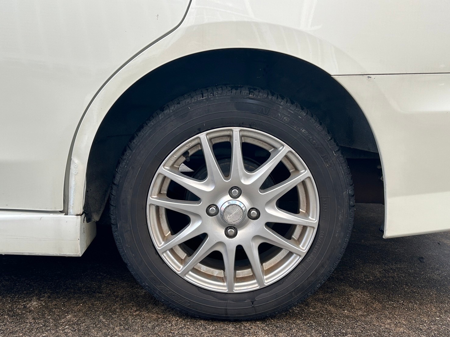 日産／ウイングロード1.5｜京都府・亀岡市で激安中古車や軽自動車をお探しなら、浅田自動車商会へ！お買い得な中古車を厳選しております。車検や定期メンテナンスもお任せください。