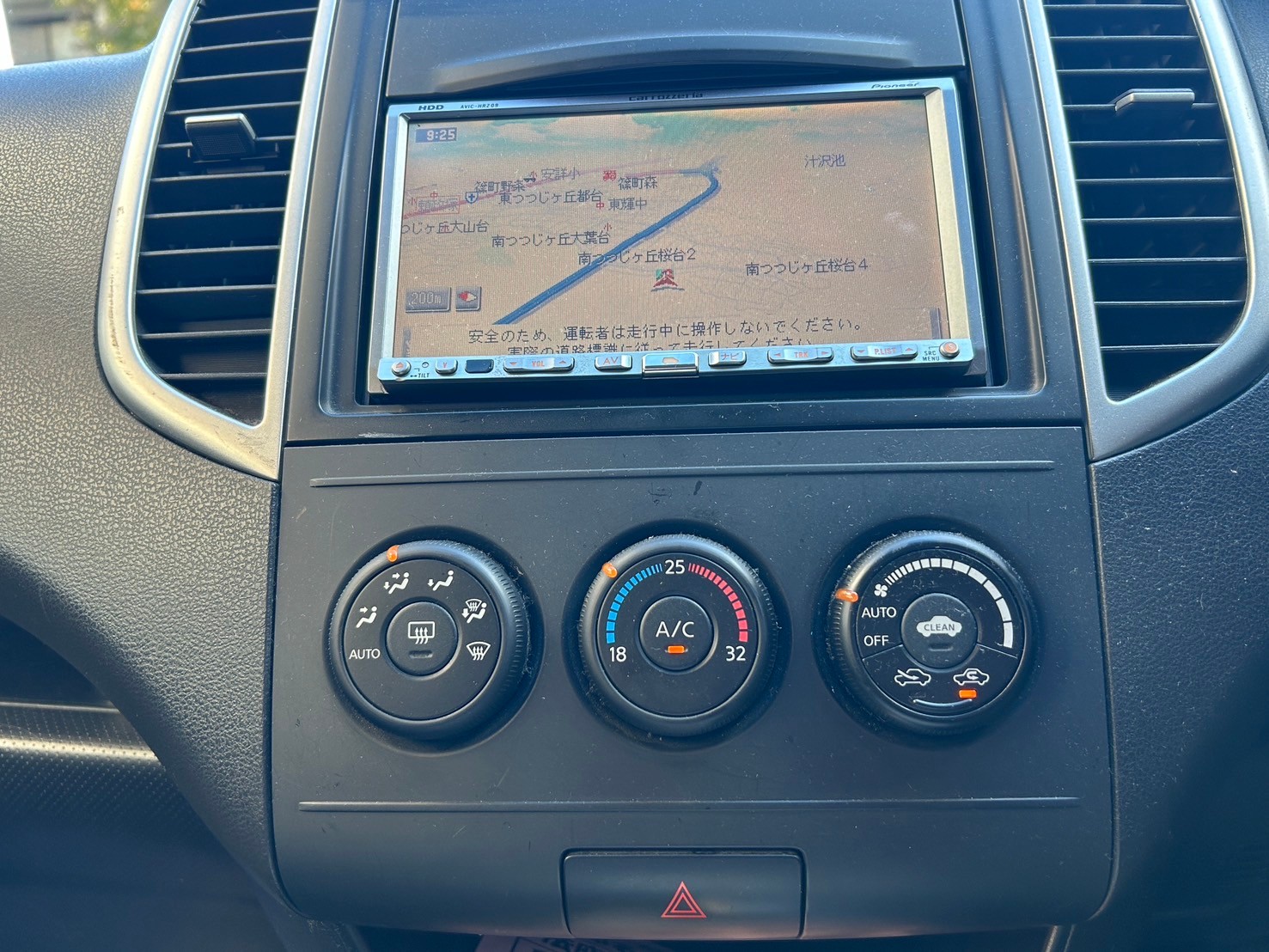 日産／ウイングロード1.5｜京都府・亀岡市で激安中古車や軽自動車をお探しなら、浅田自動車商会へ！お買い得な中古車を厳選しております。車検や定期メンテナンスもお任せください。