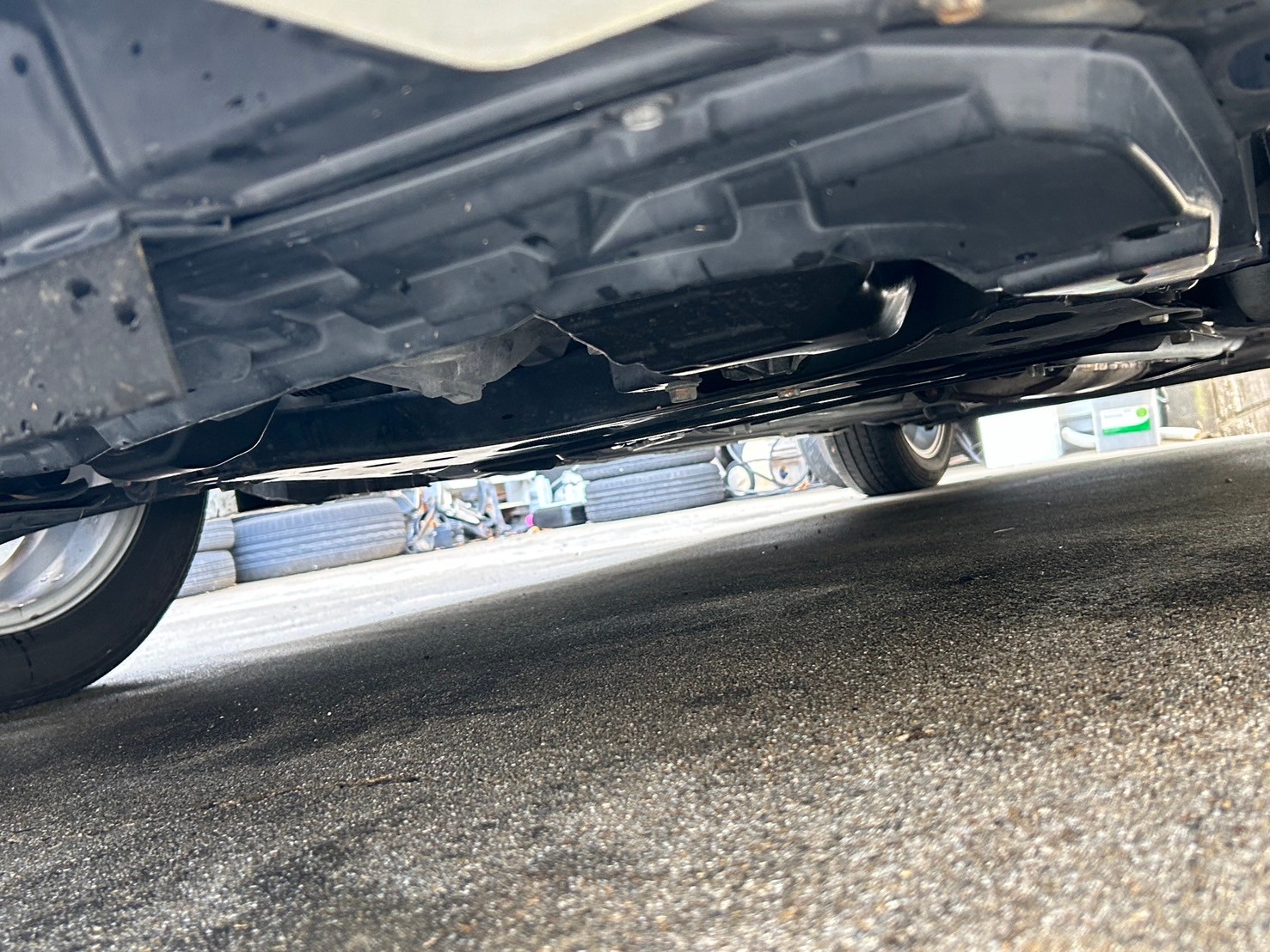 日産／ウイングロード1.5｜京都府・亀岡市で激安中古車や軽自動車をお探しなら、浅田自動車商会へ！お買い得な中古車を厳選しております。車検や定期メンテナンスもお任せください。