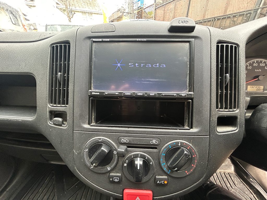 日産/NV150AD|京都府・亀岡市で激安中古車や軽自動車をお探しなら、【浅田自動車商会】へ!お買い得な中古車を厳選しております。車検や定期メンテナンスもお任せください。