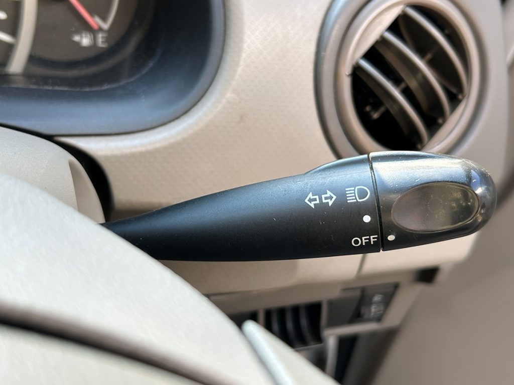 スズキ/アルト|京都府・亀岡市で激安中古車や軽自動車をお探しなら、【浅田自動車商会】へ!お買い得な中古車を厳選しております。車検や定期メンテナンスもお任せください。