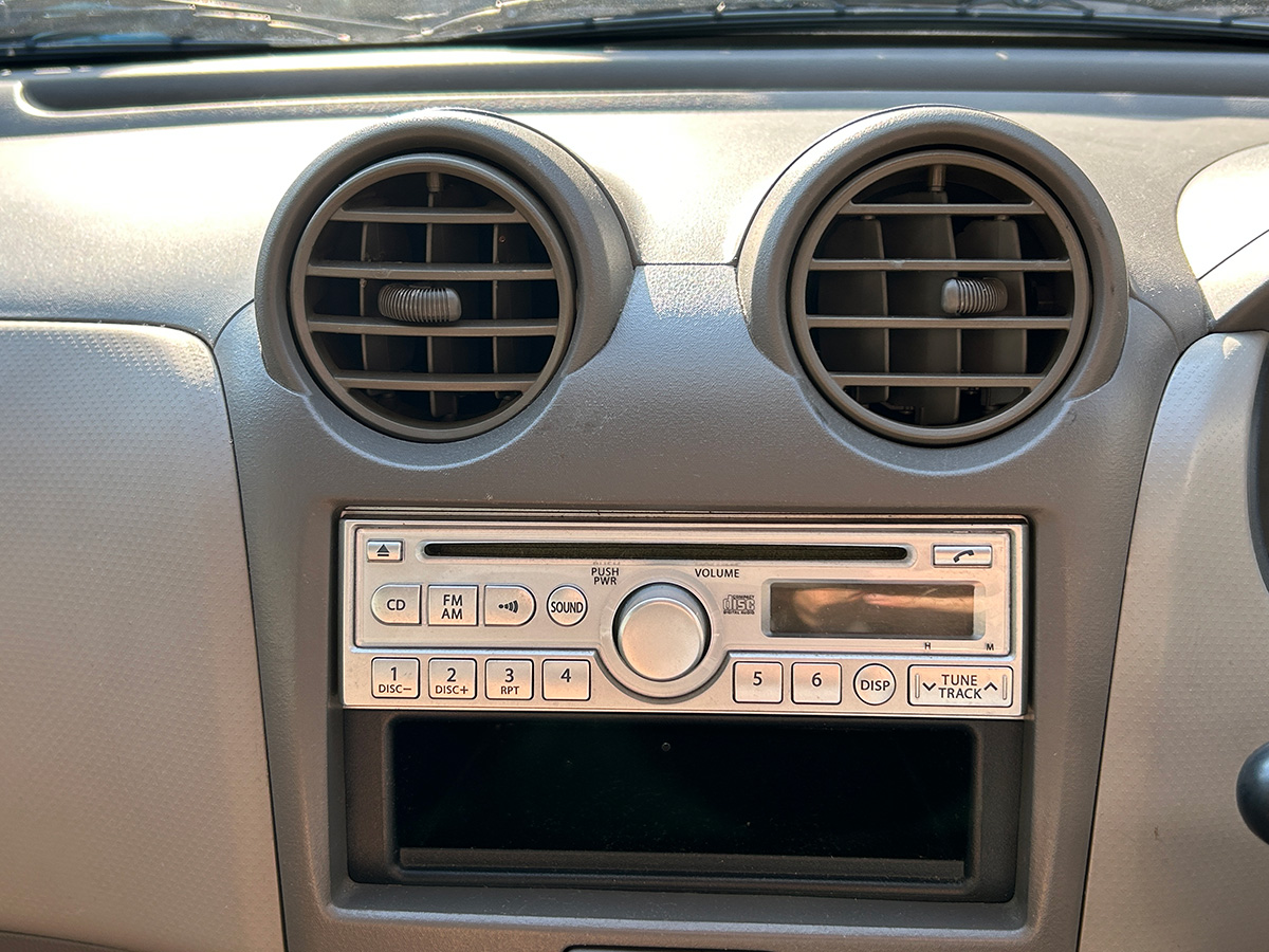 スズキ／アルト｜京都府・亀岡市で激安中古車や軽自動車をお探しなら、【浅田自動車商会】へ！お買い得な中古車を厳選しております。車検や定期メンテナンスもお任せください。