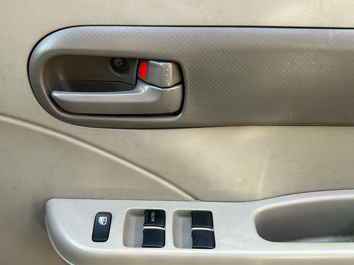 スズキ／アルト｜京都府・亀岡市で激安中古車や軽自動車をお探しなら、【浅田自動車商会】へ！お買い得な中古車を厳選しております。車検や定期メンテナンスもお任せください。