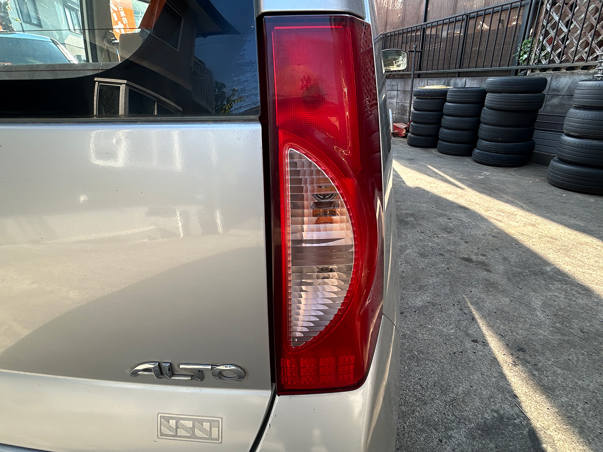 スズキ／アルト｜京都府・亀岡市で激安中古車や軽自動車をお探しなら、【浅田自動車商会】へ！お買い得な中古車を厳選しております。車検や定期メンテナンスもお任せください。