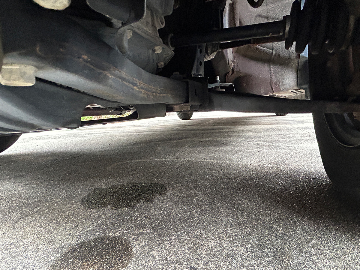 ホンダ／N-BOX　GLパッケージ（レッド）｜京都府・亀岡市で激安中古車や軽自動車をお探しなら、【浅田自動車商会】へ！お買い得な中古車を厳選しております。車検や定期メンテナンスもお任せください。