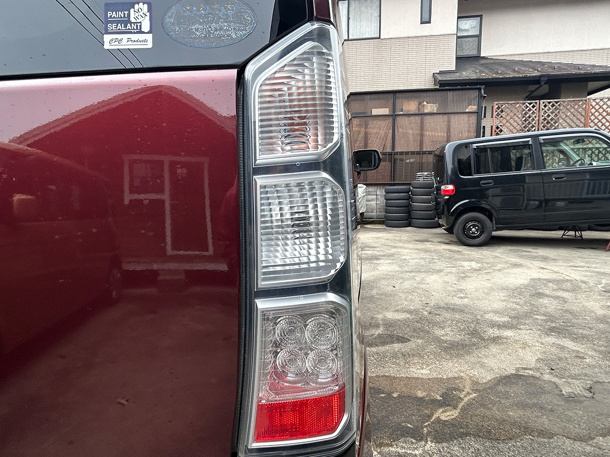 ホンダ／N-BOX　GLパッケージ（レッド）｜京都府・亀岡市で激安中古車や軽自動車をお探しなら、【浅田自動車商会】へ！お買い得な中古車を厳選しております。車検や定期メンテナンスもお任せください。