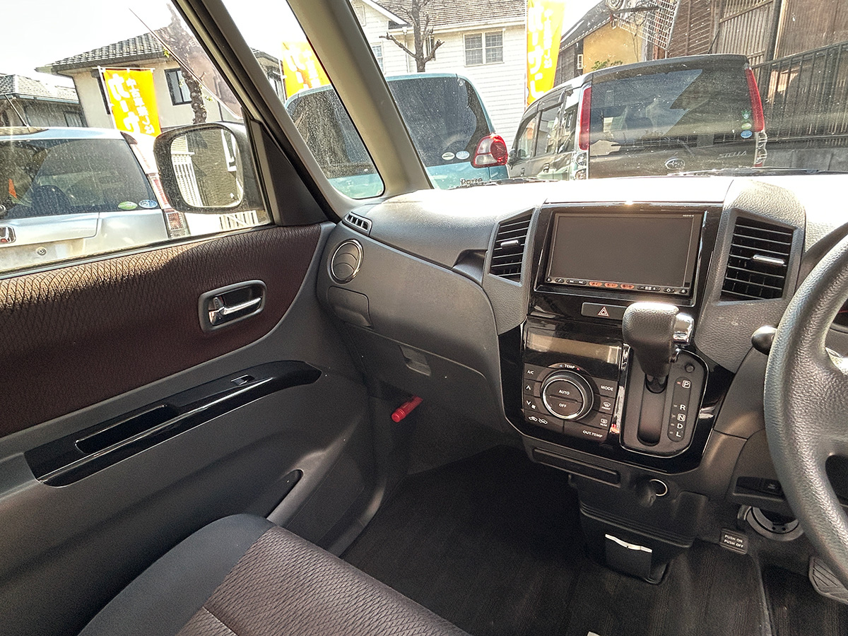 日産／ルークス　660 ハイウェイスター（スノーパールホワイト3コートパール）｜京都府・亀岡市で激安中古車や軽自動車をお探しなら、【浅田自動車商会】へ！お買い得な中古車を厳選しております。車検や定期メンテナンスもお任せください。