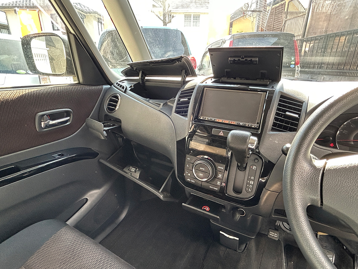 日産／ルークス　660 ハイウェイスター（スノーパールホワイト3コートパール）｜京都府・亀岡市で激安中古車や軽自動車をお探しなら、【浅田自動車商会】へ！お買い得な中古車を厳選しております。車検や定期メンテナンスもお任せください。