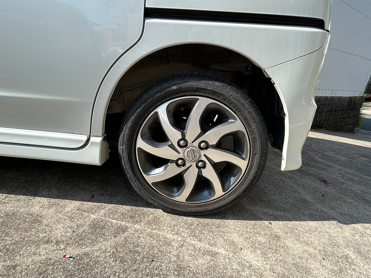 日産／ルークス　660 ハイウェイスター（スノーパールホワイト3コートパール）｜京都府・亀岡市で激安中古車や軽自動車をお探しなら、【浅田自動車商会】へ！お買い得な中古車を厳選しております。車検や定期メンテナンスもお任せください。