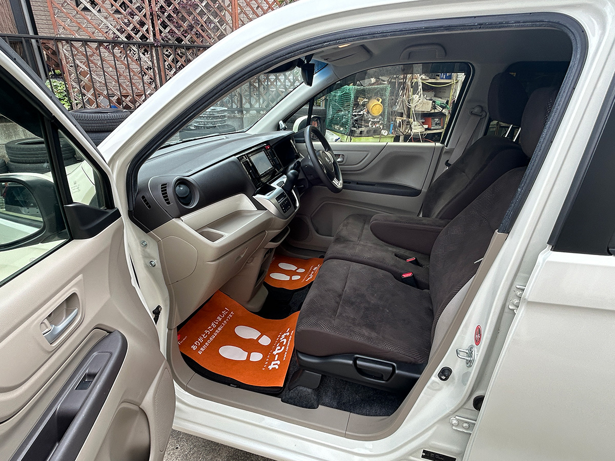 ホンダ／N-WGN　660 G SSパッケージ　新品タイヤ ドラレコ コーナーセンサー （プレミアムホワイト・パールII）｜京都府・亀岡市で激安中古車や軽自動車をお探しなら、【浅田自動車商会】へ！お買い得な中古車を厳選しております。車検や定期メンテナンスもお任せください。