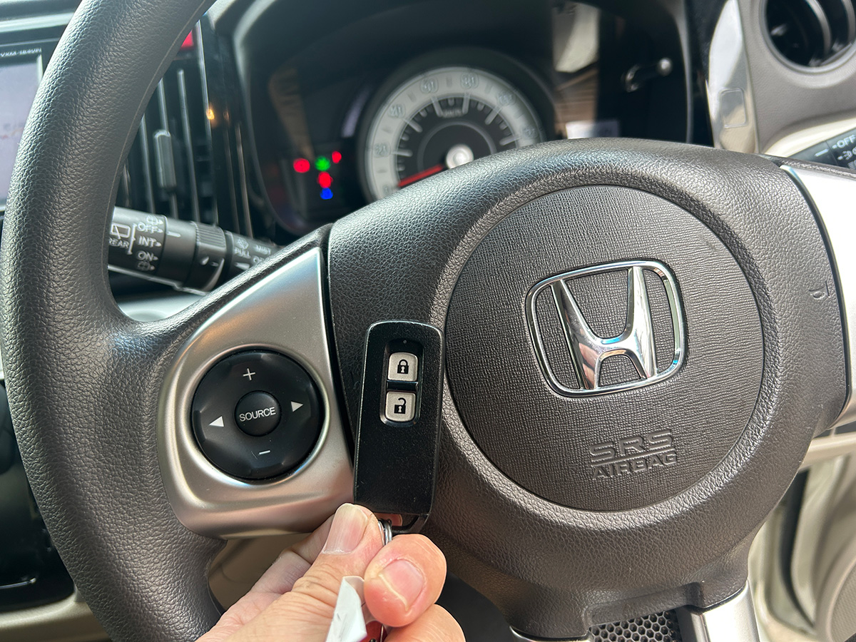 ホンダ／N-WGN　660 G SSパッケージ　新品タイヤ ドラレコ コーナーセンサー （プレミアムホワイト・パールII）｜京都府・亀岡市で激安中古車や軽自動車をお探しなら、【浅田自動車商会】へ！お買い得な中古車を厳選しております。車検や定期メンテナンスもお任せください。