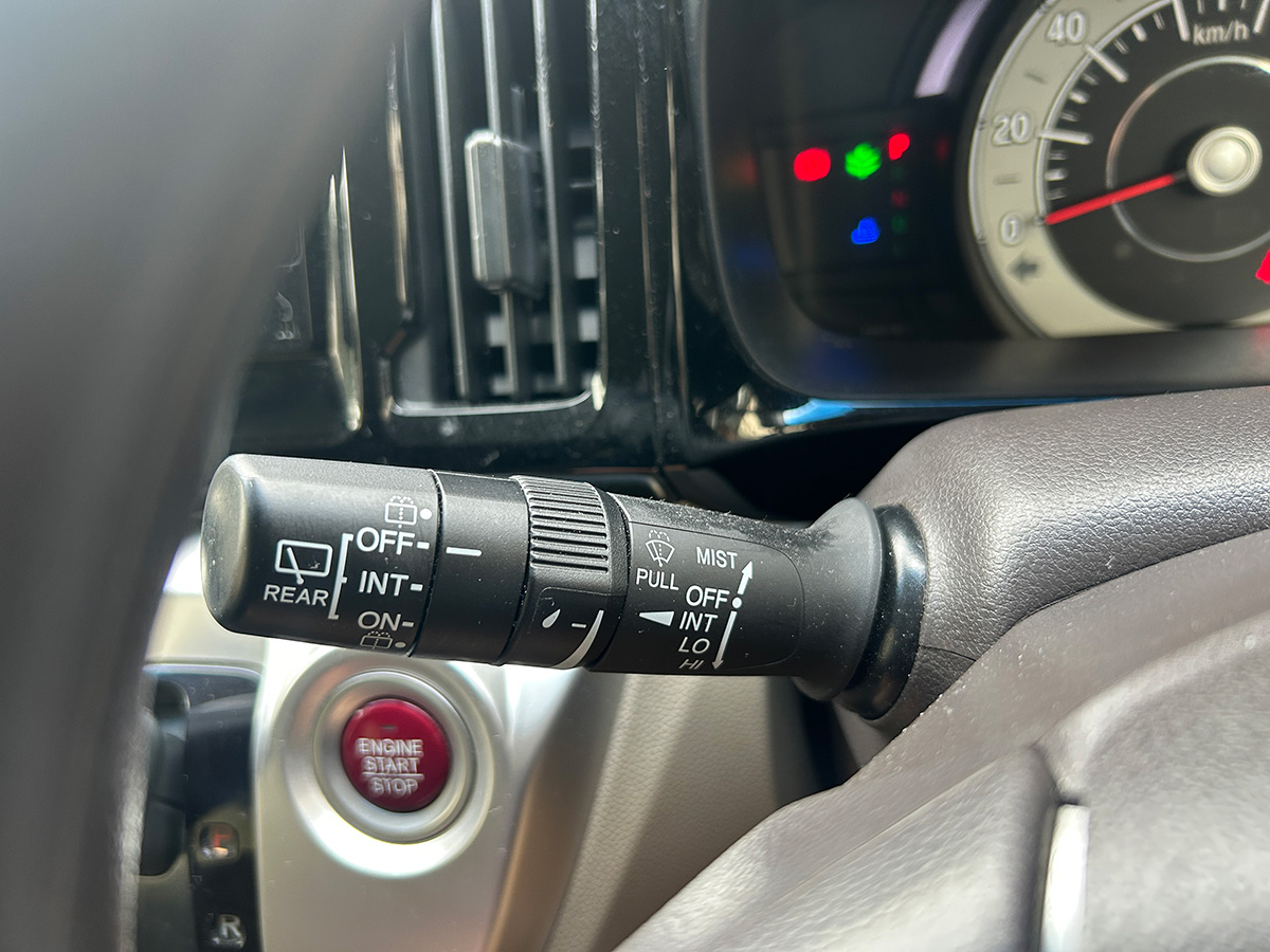 ホンダ／N-WGN　660 G SSパッケージ　新品タイヤ ドラレコ コーナーセンサー （プレミアムホワイト・パールII）｜京都府・亀岡市で激安中古車や軽自動車をお探しなら、【浅田自動車商会】へ！お買い得な中古車を厳選しております。車検や定期メンテナンスもお任せください。