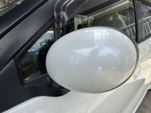 日産／モコ 660 E ショコラティエ（パール）