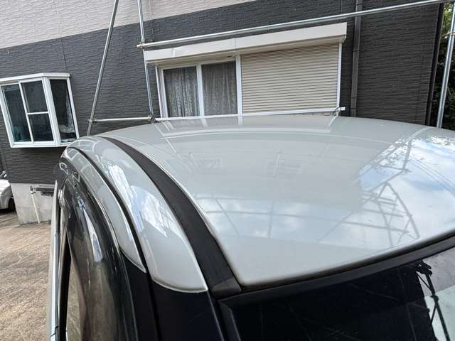 日産／モコ 660 E ショコラティエ（パール）