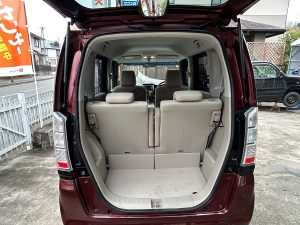 ホンダ／N-BOX　GLパッケージ（レッド）｜京都府・亀岡市で激安中古車や軽自動車をお探しなら、【浅田自動車商会】へ！お買い得な中古車を厳選しております。車検や定期メンテナンスもお任せください。