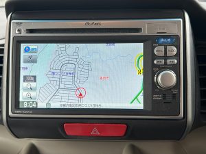 ホンダ／N-BOX　GLパッケージ（レッド）｜京都府・亀岡市で激安中古車や軽自動車をお探しなら、【浅田自動車商会】へ！お買い得な中古車を厳選しております。車検や定期メンテナンスもお任せください。