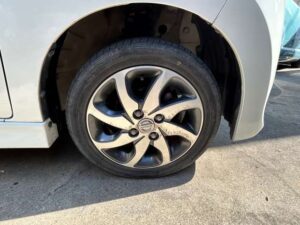 日産／ルークス 660 ハイウェイスター（スノーパールホワイト3コートパール）