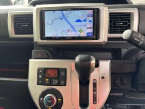 ダイハツ／ウェイク 660 G SA 4WD（ホワイトパール）