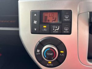 ダイハツ／ウェイク 660 G SA 4WD（ホワイトパール）