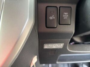 ダイハツ／ウェイク 660 G SA 4WD（ホワイトパール）
