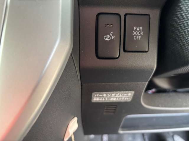 ダイハツ／ウェイク 660 G SA 4WD（ホワイトパール）