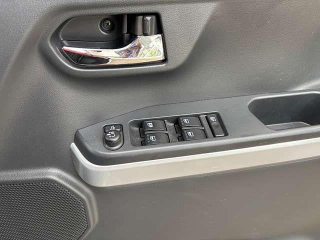 ダイハツ／ウェイク 660 G SA 4WD（ホワイトパール）